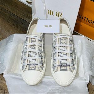 Authentic DIOR WALK'N'DIOR SNEAKER Gray Dior Oblique Embroidered Cotton